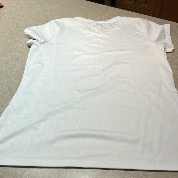 UA Womens T-shirt - Picture 4 of 4